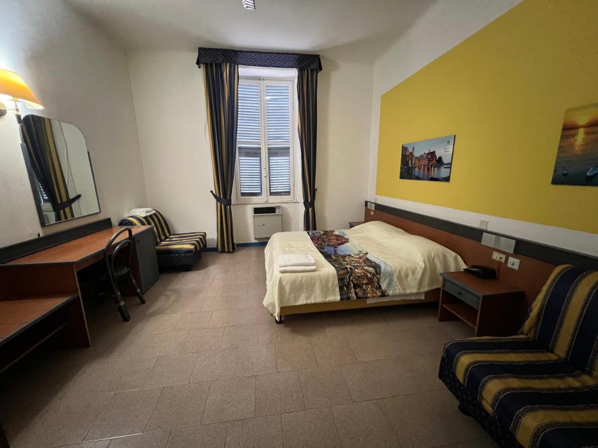 Eden Hotel Deiva Marina Exteriér fotografie