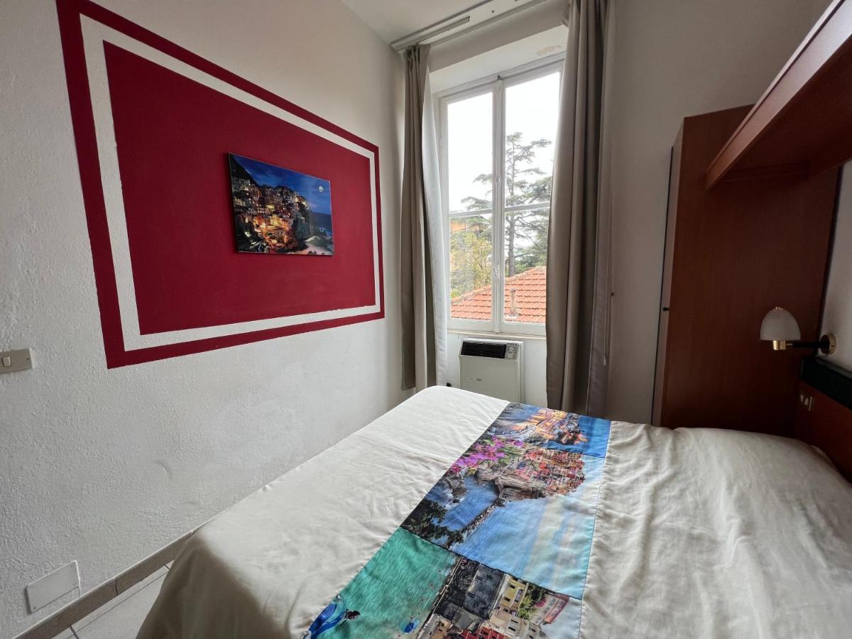 Eden Hotel Deiva Marina Exteriér fotografie