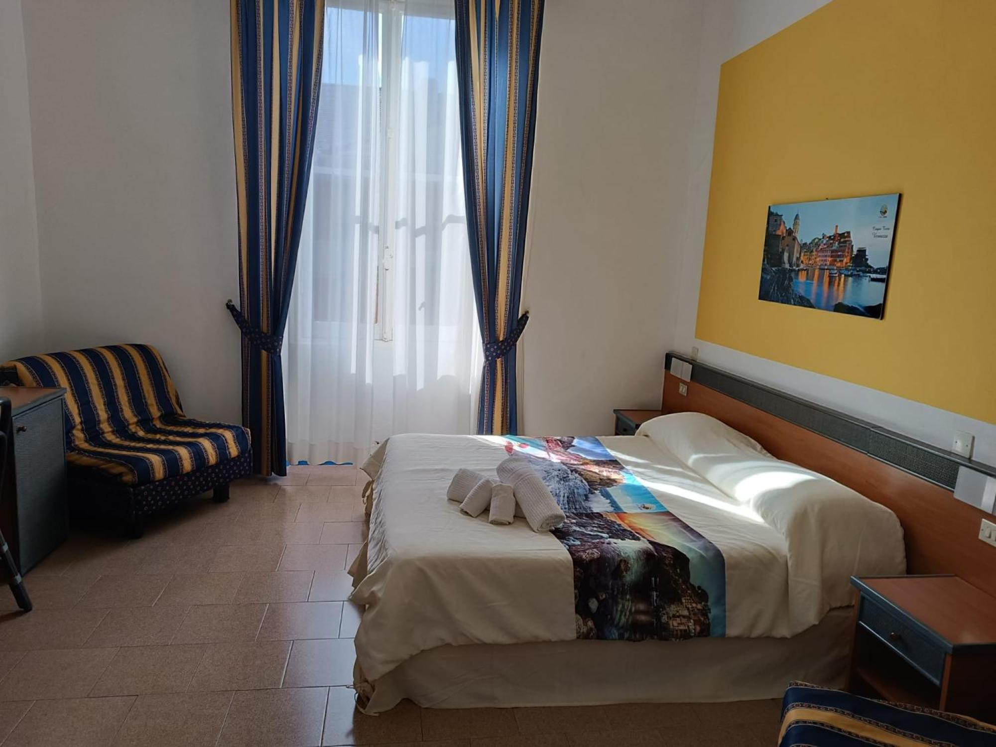 Eden Hotel Deiva Marina Exteriér fotografie